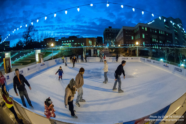 roanoke ice skating